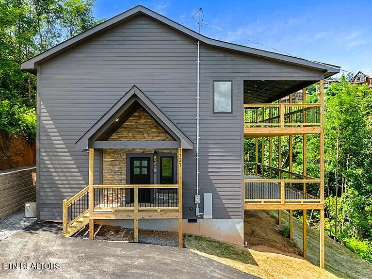 1131 Longview Court