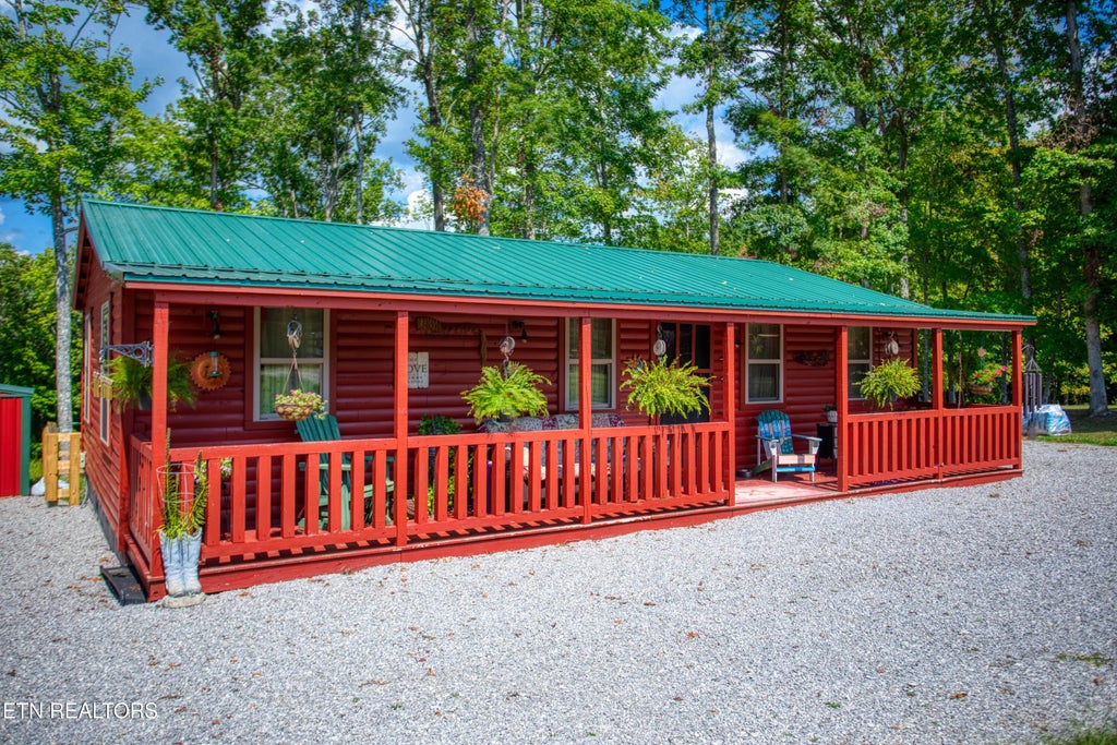 Photo of 706 End Of Trail Lane, Allardt, TN 38504 (MLS # 1354464)