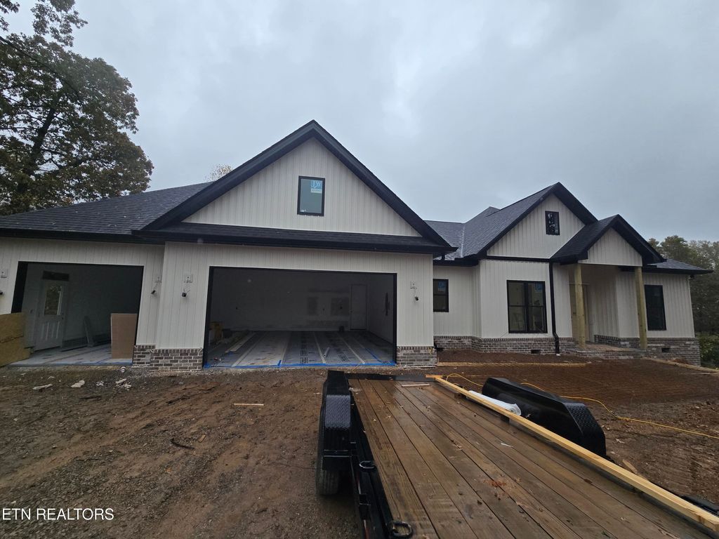 Photo of 217 Daksi Lane, Loudon, TN 37774 (MLS # 1320627)