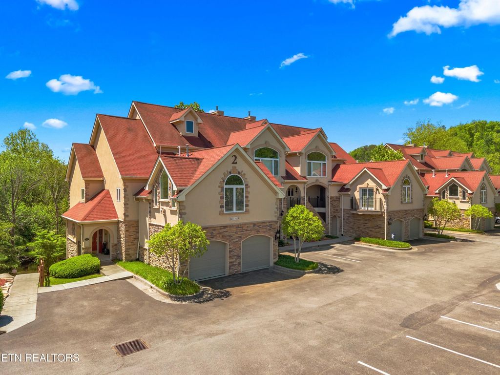 Photo of 601 River Place Way #B101, Sevierville, TN 37862 (MLS # 1338168)