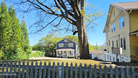 Tiny photo for 1412 Armstrong Ave, Knoxville, TN 37917 (MLS # 1319055)