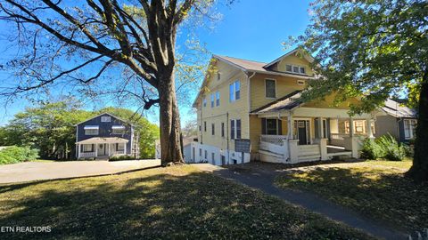 Photo of 1412 Armstrong Ave, Knoxville, TN 37917 (MLS # 1319055)