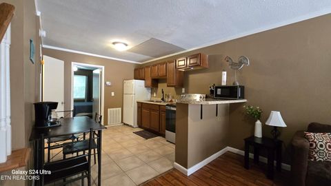 Tiny photo for 1412 Armstrong Ave, Knoxville, TN 37917 (MLS # 1319055)