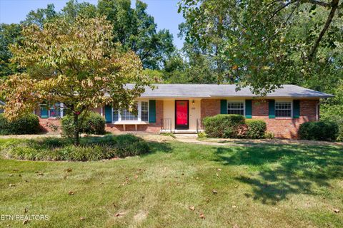 Photo of 8125 Chesterfield Drive, Knoxville, TN 37909 (MLS # 1315986)