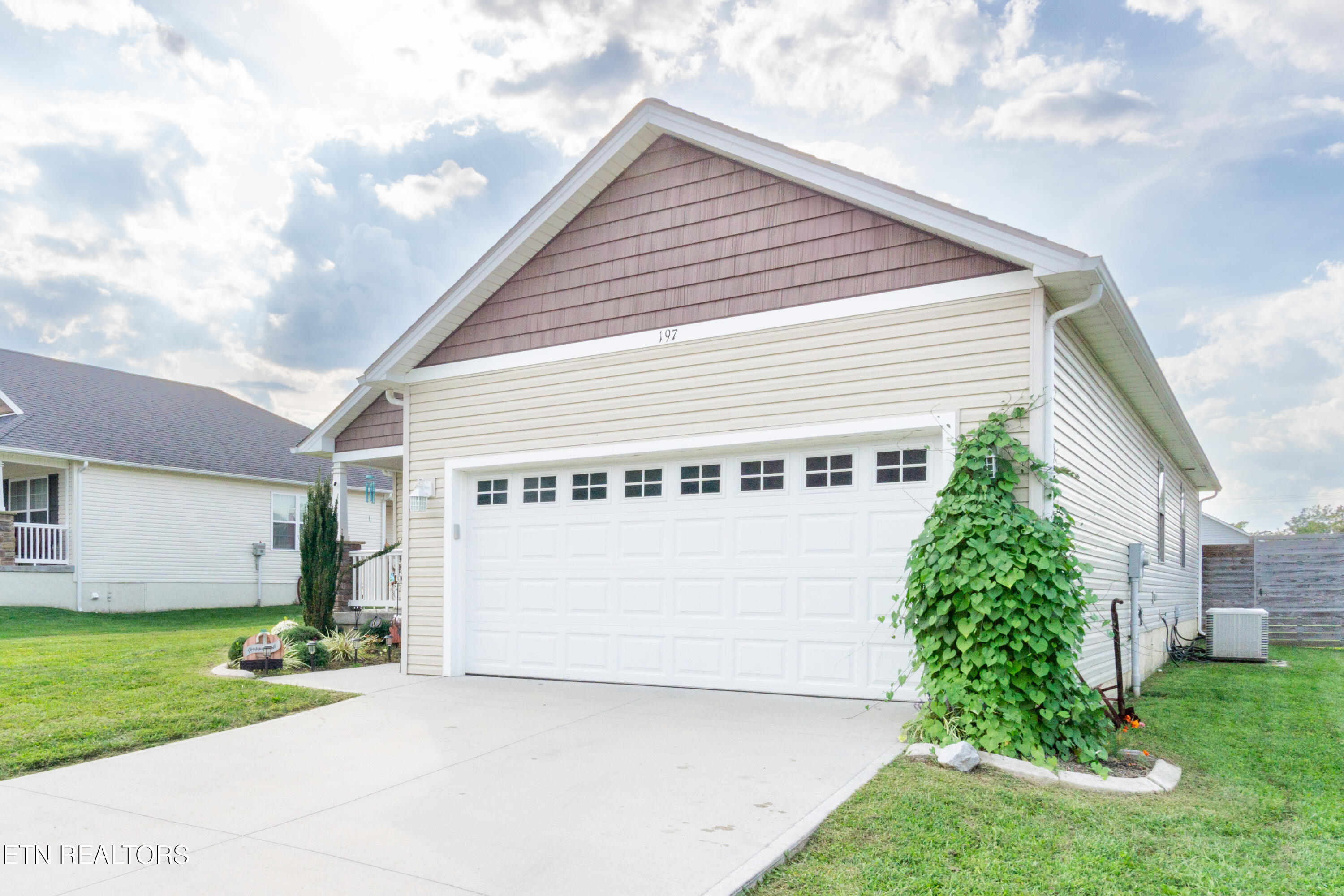 197 Panther Valley Rd