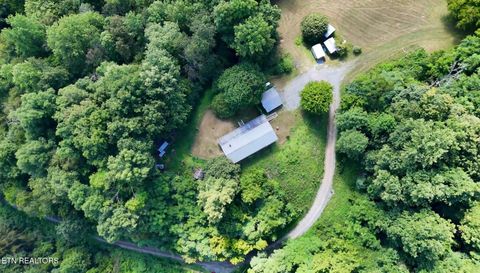 Photo of 301 Holloway Rd, Newport, TN 37821 (MLS # 1310117)