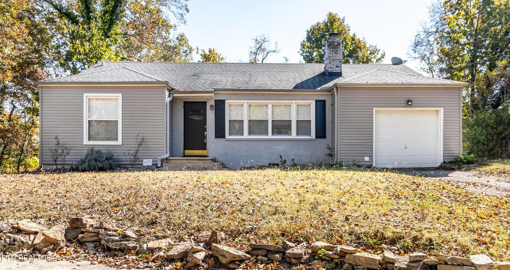 Photo of 602 SE Lookout Court, Knoxville, TN 37920 (MLS # 1320991)