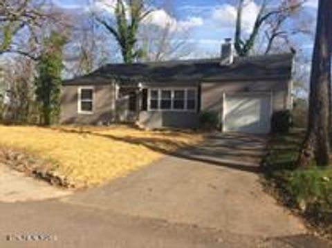 Photo of 602 SE Lookout Court, Knoxville, TN 37920 (MLS # 1320991)