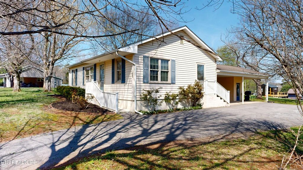 Photo of 723 Old Highway 68, Sweetwater, TN 37874 (MLS # 1335925)