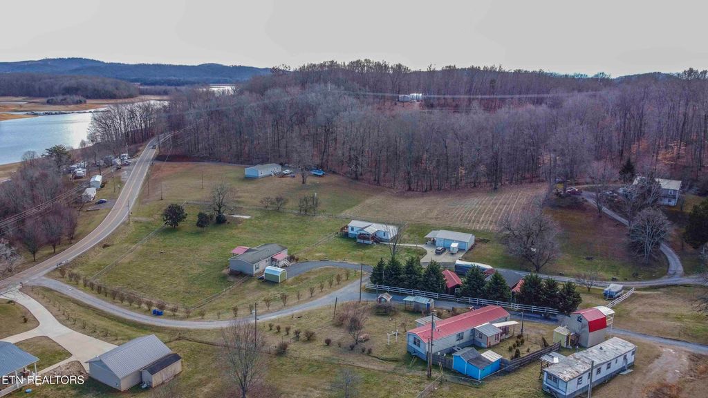 Photo of 184 Card Lane, Rutledge, TN 37861 (MLS # 1289594)