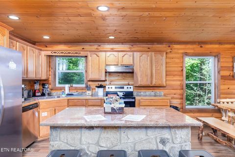 Tiny photo for 531 Gatlin Drive, Gatlinburg, TN 37738 (MLS # 1328940)