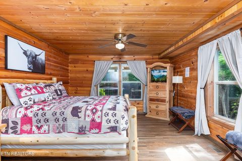 Tiny photo for 531 Gatlin Drive, Gatlinburg, TN 37738 (MLS # 1328940)