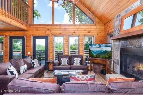 Tiny photo for 531 Gatlin Drive, Gatlinburg, TN 37738 (MLS # 1328940)