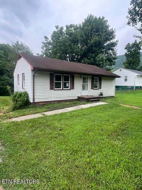 Photo of 131 Howard Ave, Harriman, TN 37748 (MLS # 1350108)