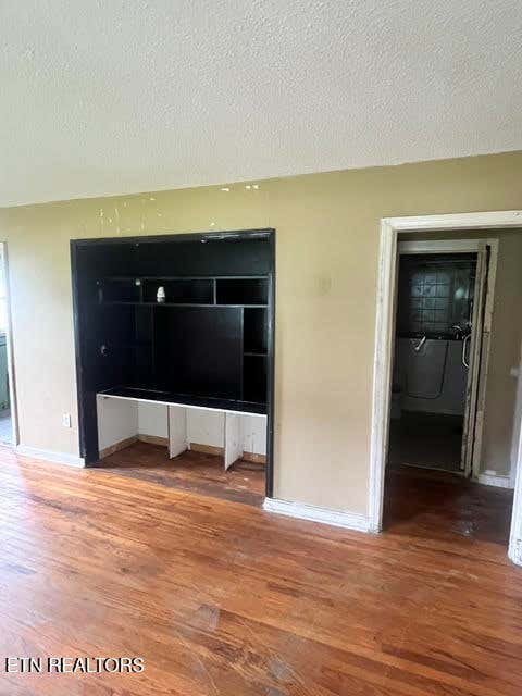 Tiny photo for 131 Howard Ave, Harriman, TN 37748 (MLS # 1350108)