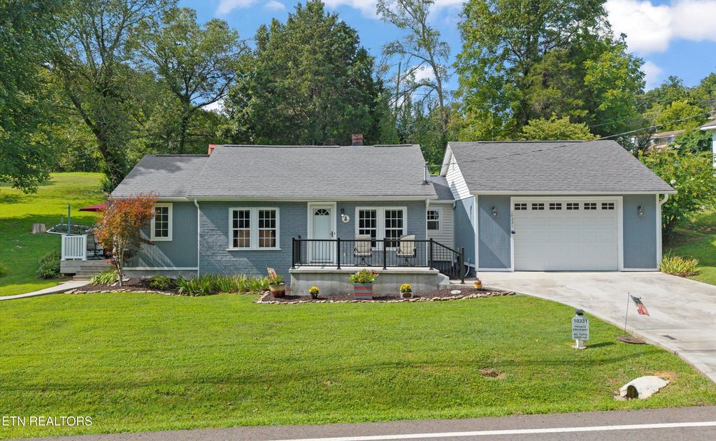 Photo of 10331 Thorn Grove Pike, Strawberry Plains, TN 37871 (MLS # 1313674)