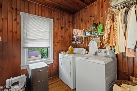 Tiny photo for 532 Woodlawn Ave, Newport, TN 37821 (MLS # 1317630)