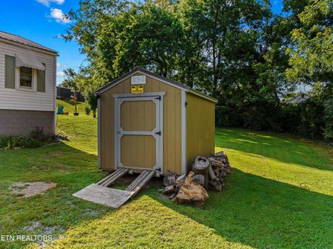 Tiny photo for 532 Woodlawn Ave, Newport, TN 37821 (MLS # 1317630)