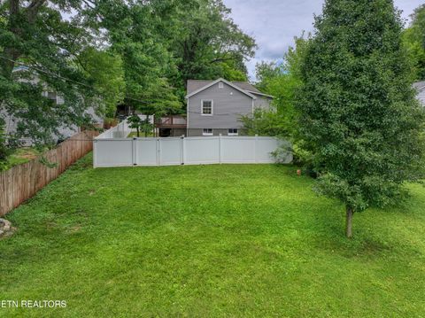 Tiny photo for 622 Balsam Drive Drive, Knoxville, TN 37918 (MLS # 1344900)