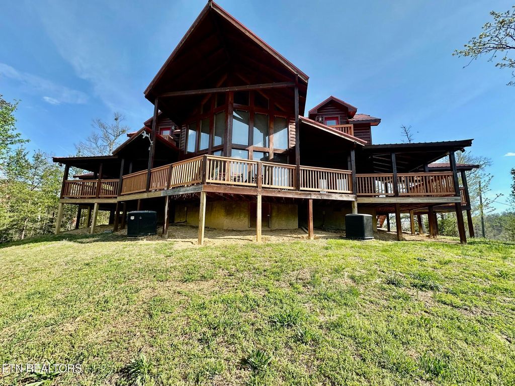 Photo of 1324 Morning Dove Way, Sevierville, TN 37862 (MLS # 1335444)