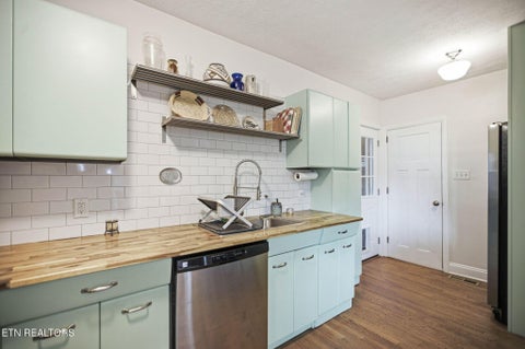 Tiny photo for 3118 Orlando St, Knoxville, TN 37917 (MLS # 1354829)