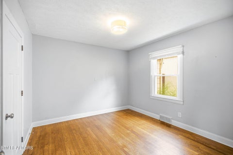Tiny photo for 3118 Orlando St, Knoxville, TN 37917 (MLS # 1354829)