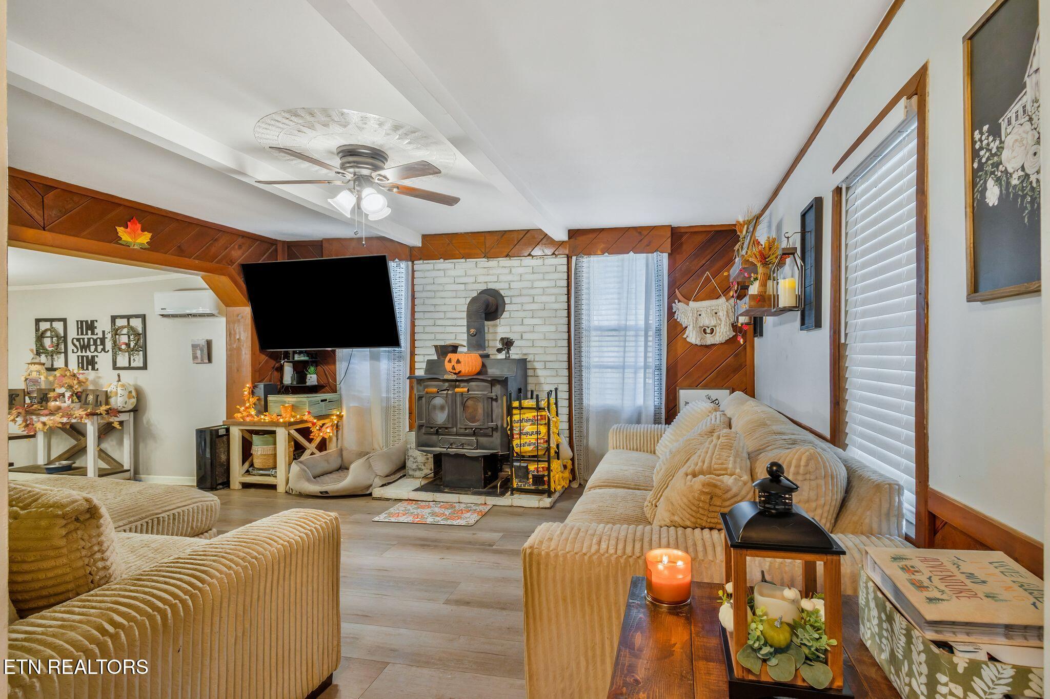 414 Reagan Branch Rd