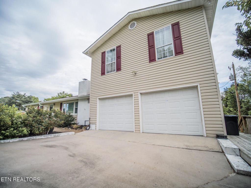 Photo of 624 Tate Trotter Rd, Powell, TN 37849 (MLS # 1336745)
