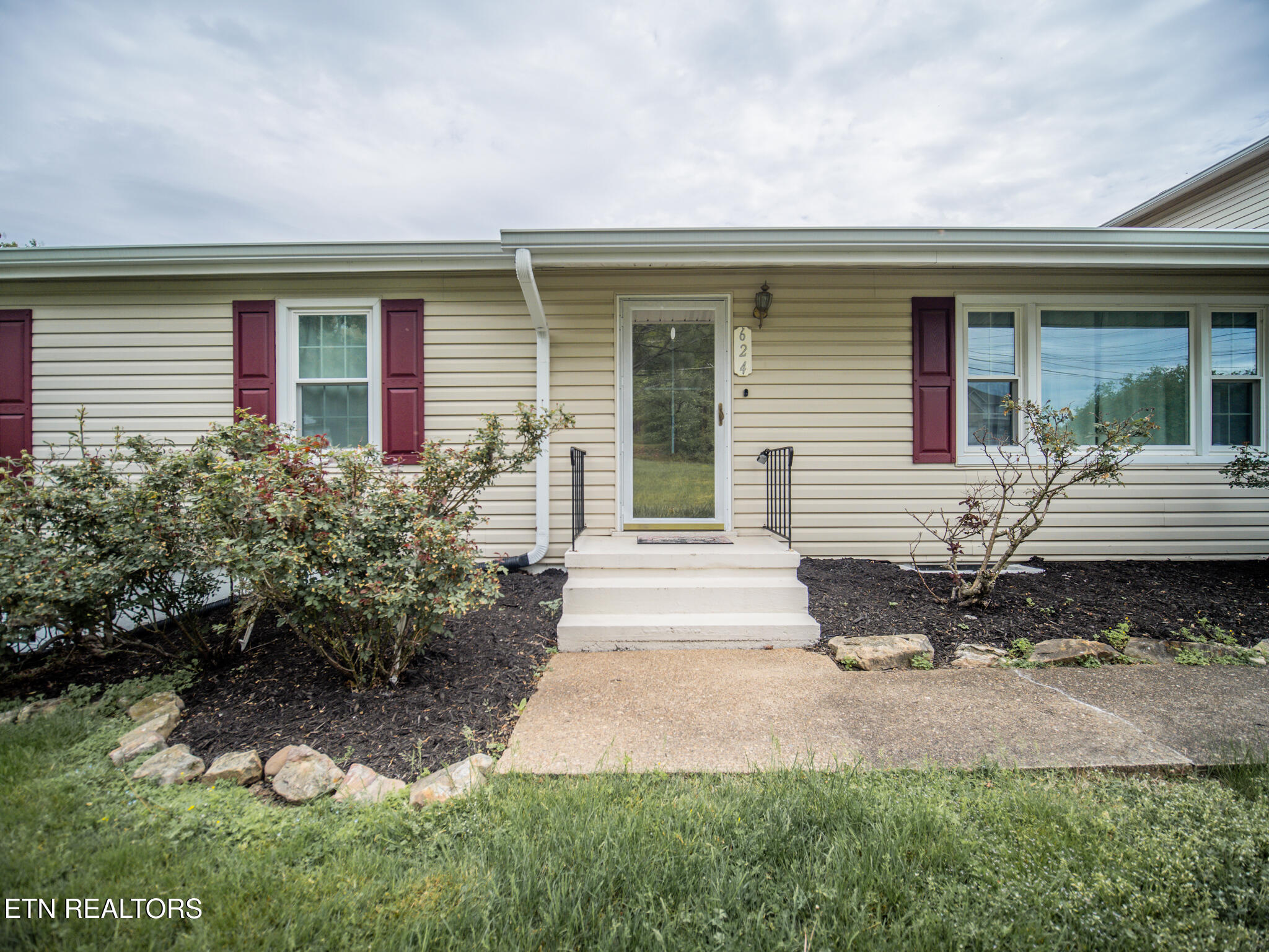 624 Tate Trotter Rd