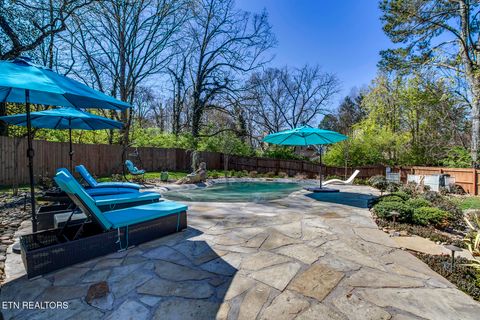 Photo of 1313 Cherry Tree Lane, Knoxville, TN 37919 (MLS # 1334273)