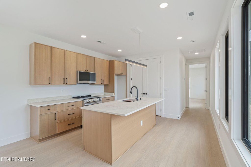 Photo of 1930 Dodson Ave, Knoxville, TN 37917 (MLS # 1328222)