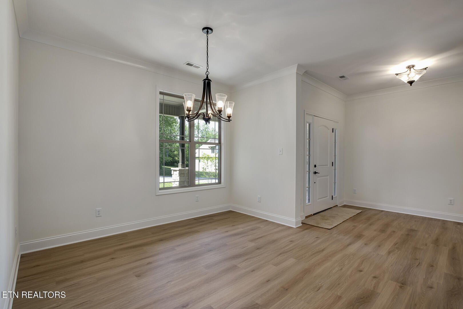 Loudon, Tennessee 37774, United States, 3 Bedrooms Bedrooms, ,3 BathroomsBathrooms,Residential,Active,115349