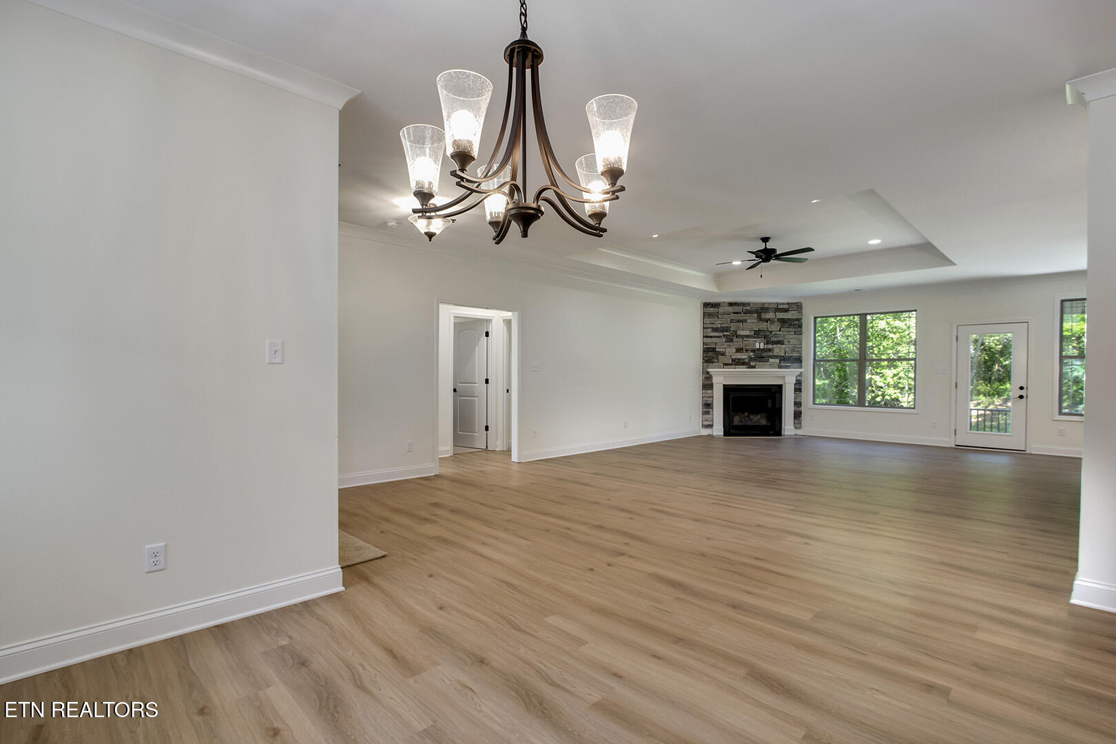 Loudon, Tennessee 37774, United States, 3 Bedrooms Bedrooms, ,3 BathroomsBathrooms,Residential,Active,115349