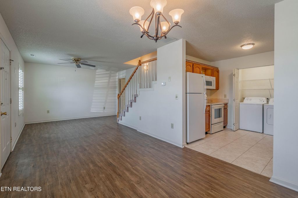 Photo of 3043 Lee Hwy, Athens, TN 37303 (MLS # 1337685)