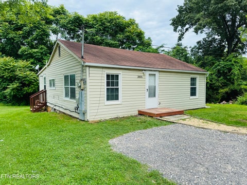 Photo of 3805 Romines Drive, Knoxville, TN 37914 (MLS # 1359820)