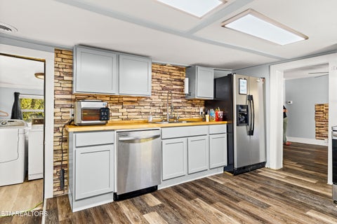 Tiny photo for 7421 Sevierville Pike, Knoxville, TN 37920 (MLS # 1358314)