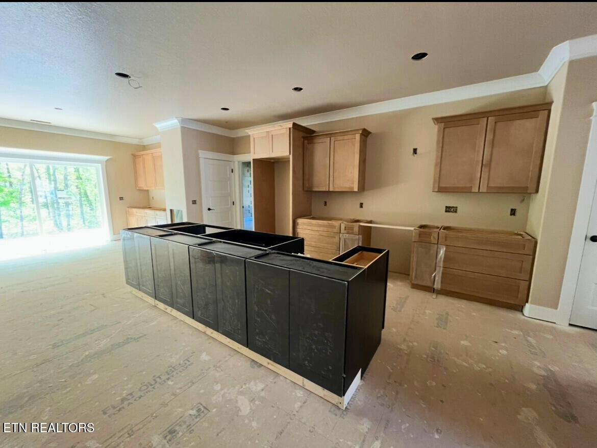 630 Lakeview Drive