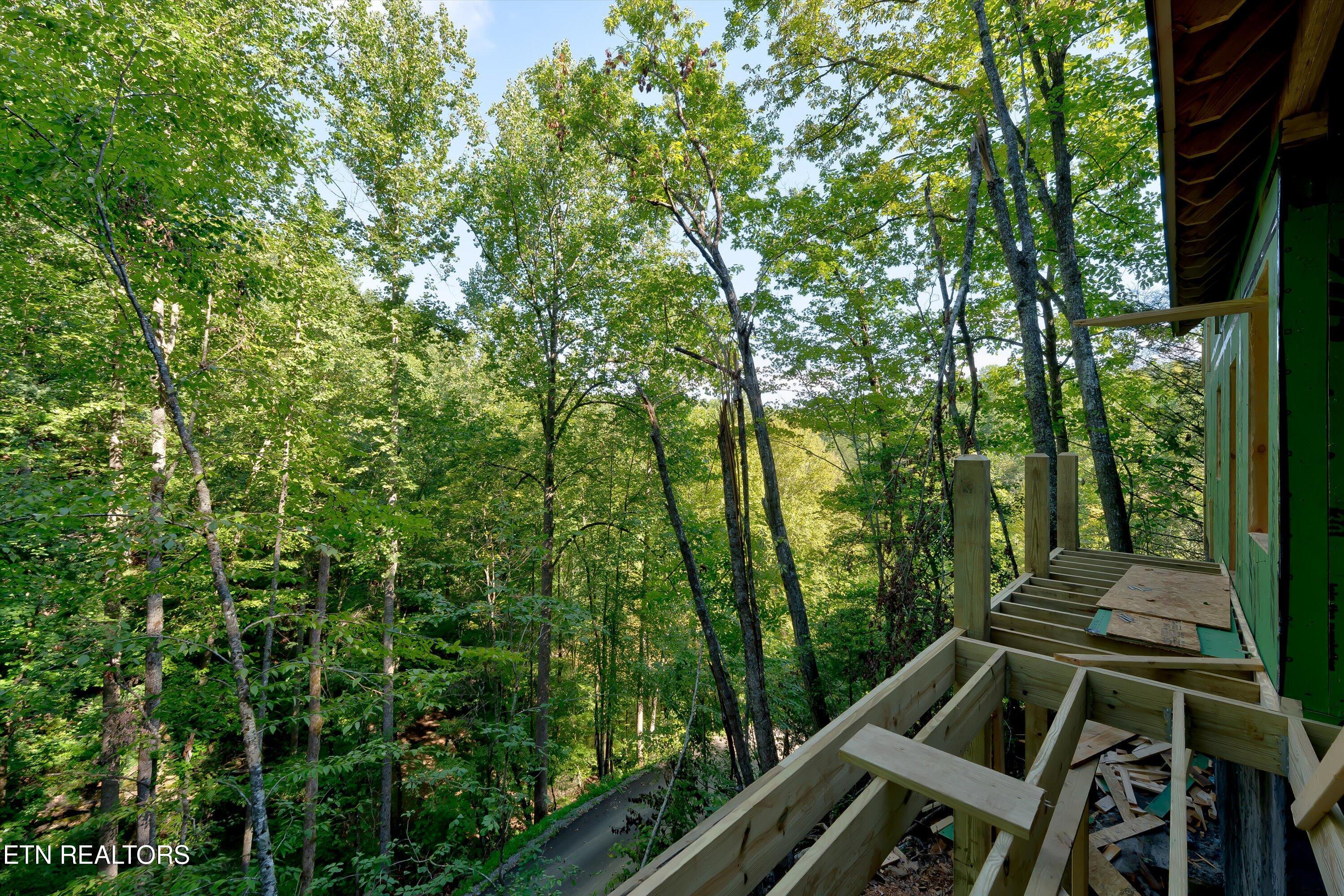 1612 Pioneer Trail