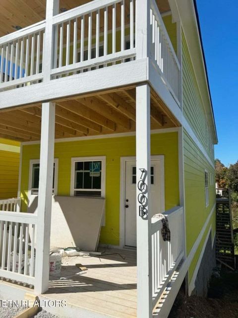 Photo of 700 W Main St, Dandridge, TN 37725 (MLS # 1323421)