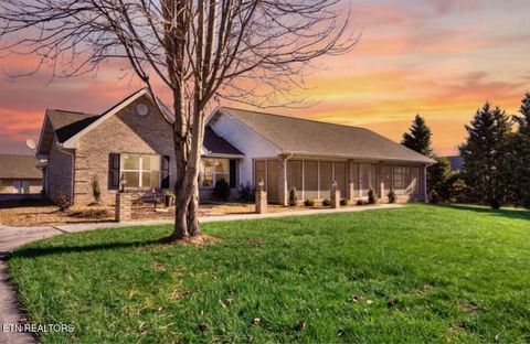 Photo of 760 Southview Circle, Kodak, TN 37764 (MLS # 1322703)