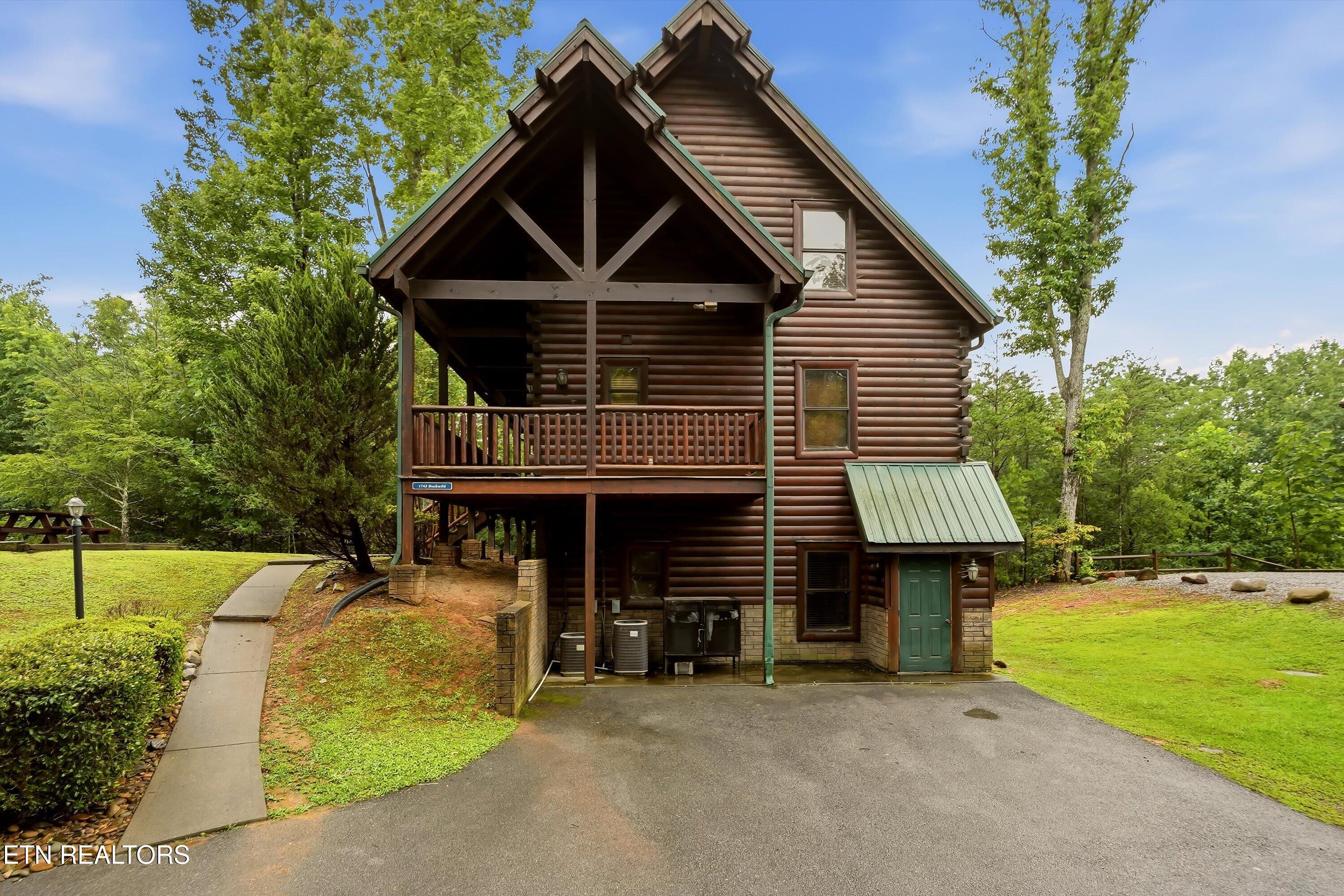 1742 Elk Springs Way