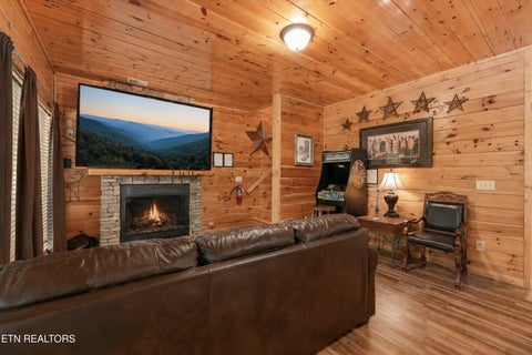 Tiny photo for 1742 Elk Springs Way, Gatlinburg, TN 37738 (MLS # 1349560)