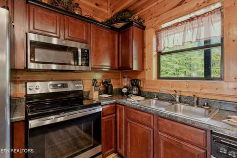 Tiny photo for 1742 Elk Springs Way, Gatlinburg, TN 37738 (MLS # 1349560)