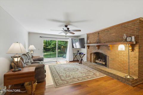 Tiny photo for 1121 Woodward Ave, Athens, TN 37303 (MLS # 1337935)