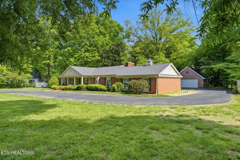 Tiny photo for 1121 Woodward Ave, Athens, TN 37303 (MLS # 1337935)
