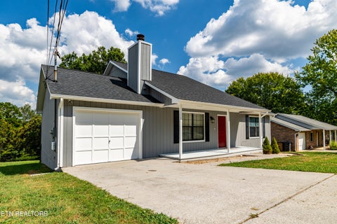 Tiny photo for 2423 Chimney Ridge Rd, Knoxville, TN 37923 (MLS # 1354302)