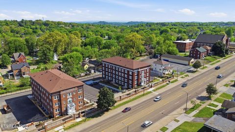 Photo of 2724 E Magnolia Ave #401, Knoxville, TN 37914 (MLS # 1337005)