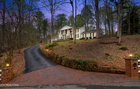 Single Family Residence in Knoxville TN 5121 Buckhead Tr.jpg