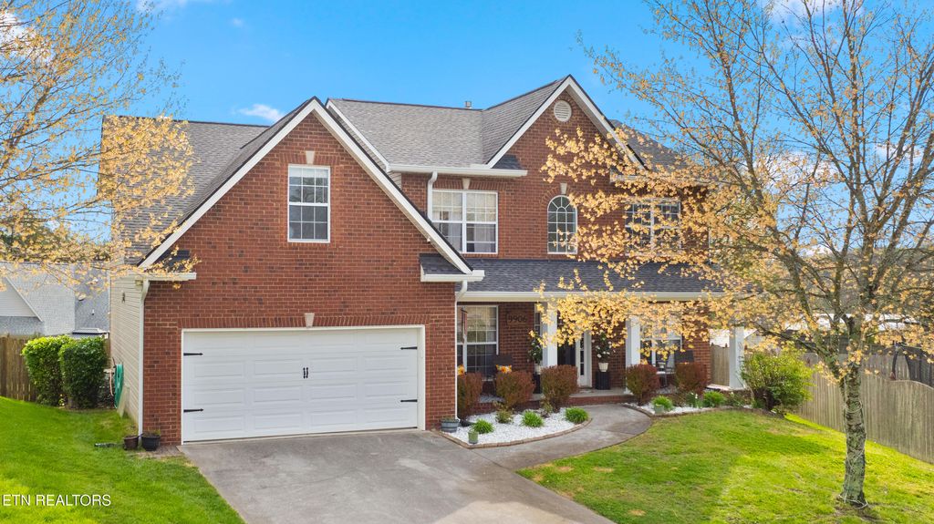 Photo of 9906 Bassett Lane, Knoxville, TN 37932 (MLS # 1334918)