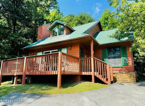 Photo of 2119 Tamins DR, Gatlinburg, TN 37738 (MLS # 1327761)